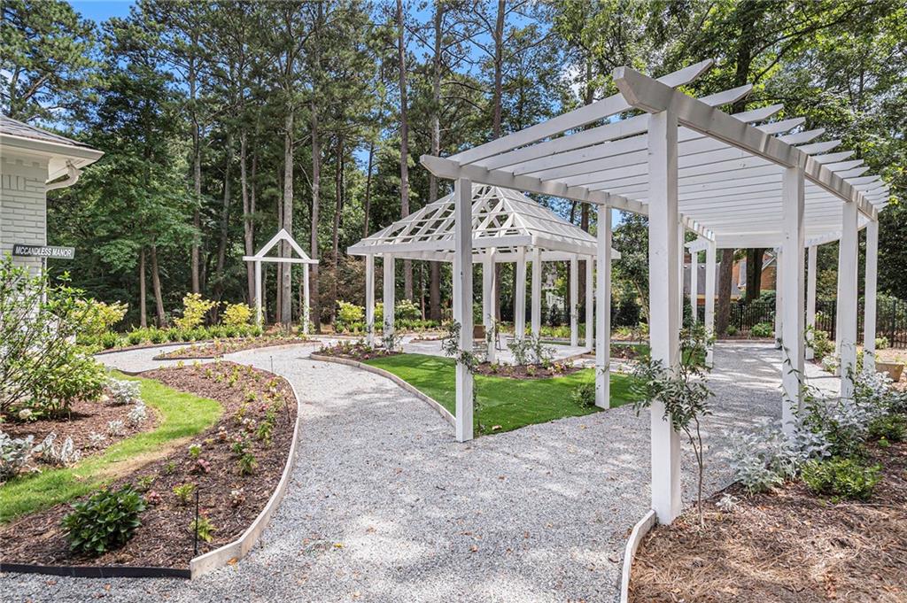 3225 Jett Ferry Court, Sandy Springs, Georgia 30350, 7 Bedrooms Bedrooms, ,5 BathroomsBathrooms,Residential,Sold,3225 Jett Ferry Court,7247718