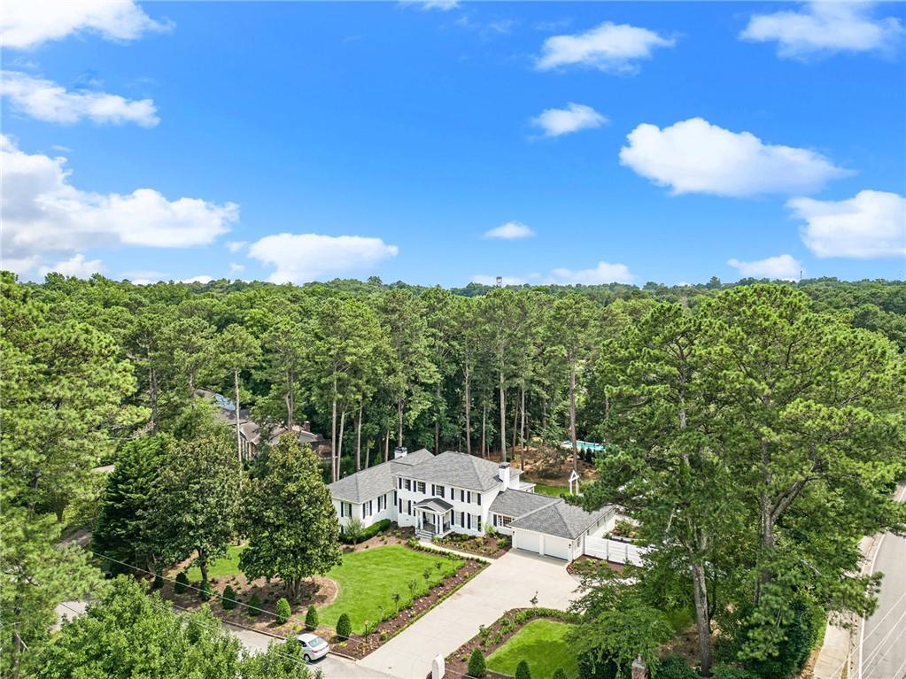 3225 Jett Ferry Court, Sandy Springs, Georgia 30350, 7 Bedrooms Bedrooms, ,5 BathroomsBathrooms,Residential,Sold,3225 Jett Ferry Court,7247718