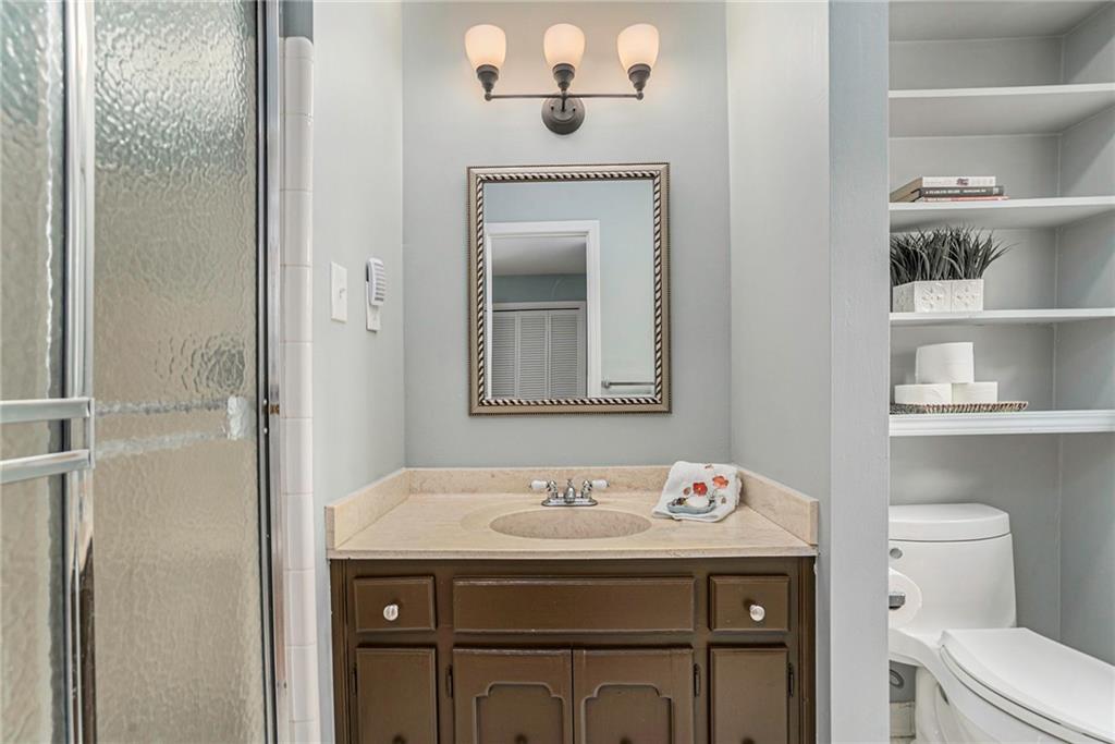 3225 Jett Ferry Court, Sandy Springs, Georgia 30350, 7 Bedrooms Bedrooms, ,5 BathroomsBathrooms,Residential,Sold,3225 Jett Ferry Court,7247718