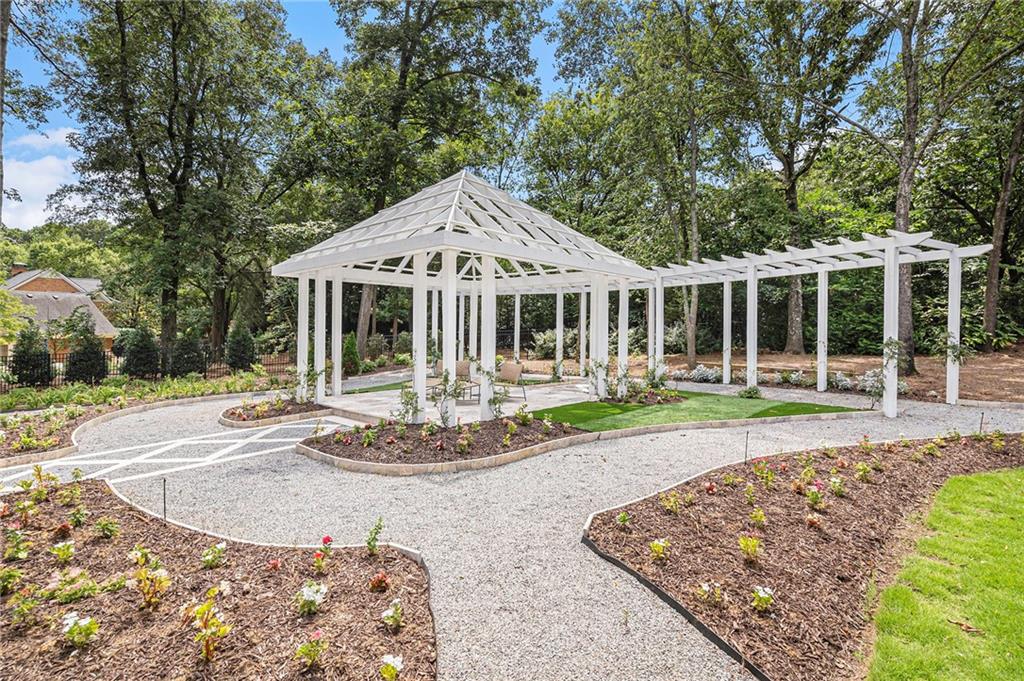 3225 Jett Ferry Court, Sandy Springs, Georgia 30350, 7 Bedrooms Bedrooms, ,5 BathroomsBathrooms,Residential,Sold,3225 Jett Ferry Court,7247718