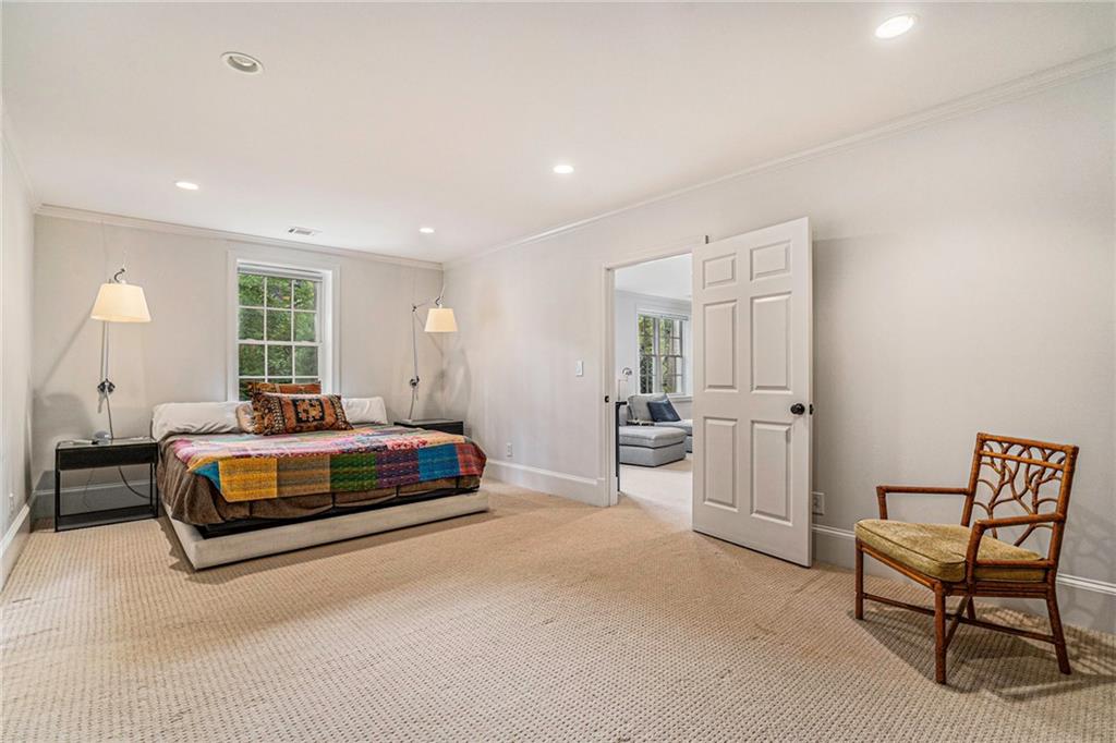 3225 Jett Ferry Court, Sandy Springs, Georgia 30350, 7 Bedrooms Bedrooms, ,5 BathroomsBathrooms,Residential,Sold,3225 Jett Ferry Court,7247718