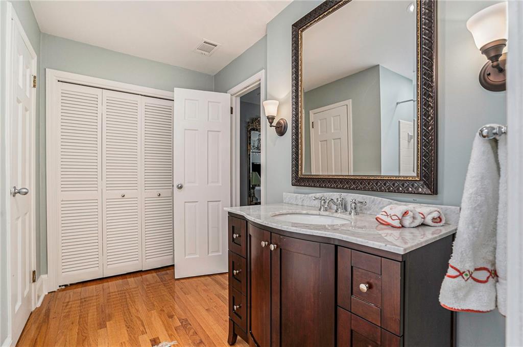 3225 Jett Ferry Court, Sandy Springs, Georgia 30350, 7 Bedrooms Bedrooms, ,5 BathroomsBathrooms,Residential,Sold,3225 Jett Ferry Court,7247718