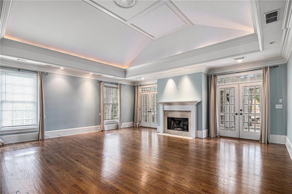 3225 Jett Ferry Court, Sandy Springs, Georgia 30350, 7 Bedrooms Bedrooms, ,5 BathroomsBathrooms,Residential,Sold,3225 Jett Ferry Court,7247718