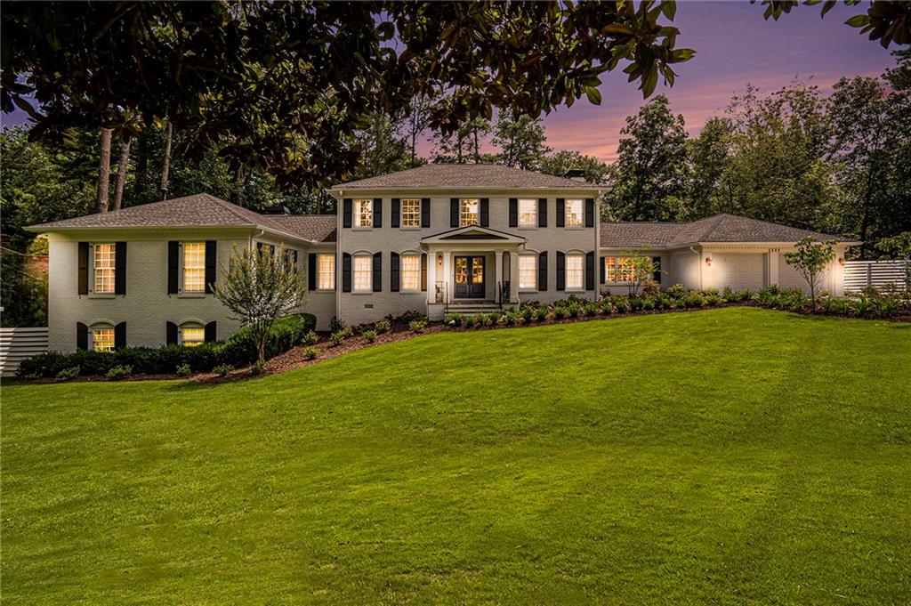 3225 Jett Ferry Court, Sandy Springs, Georgia 30350, 7 Bedrooms Bedrooms, ,5 BathroomsBathrooms,Residential,Sold,3225 Jett Ferry Court,7247718