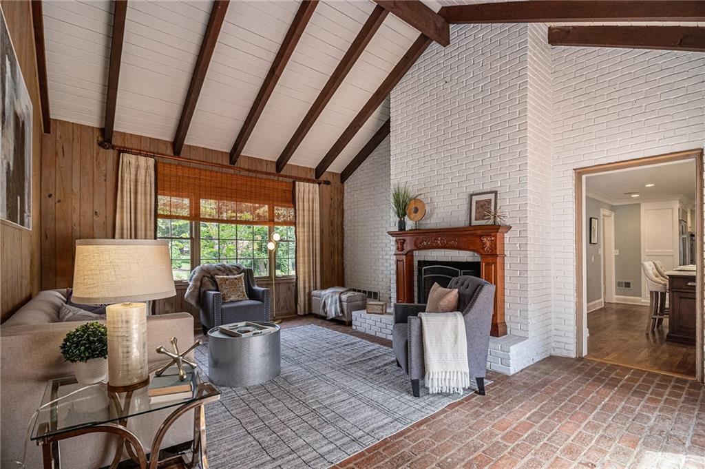 3225 Jett Ferry Court, Sandy Springs, Georgia 30350, 7 Bedrooms Bedrooms, ,5 BathroomsBathrooms,Residential,Sold,3225 Jett Ferry Court,7247718