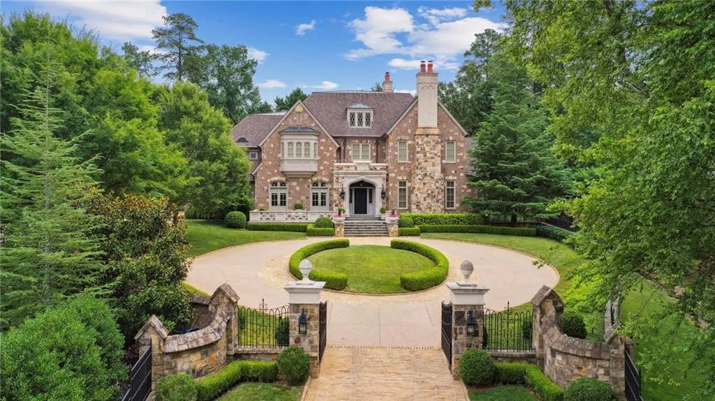 600 Old Cobblestone Drive, Sandy Springs, Georgia 30350, 8 Bedrooms Bedrooms, ,8 BathroomsBathrooms,Residential,Sold,600 Old Cobblestone Drive,7100273