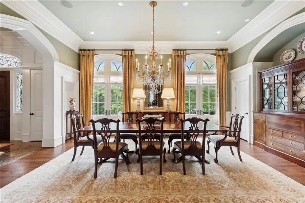 600 Old Cobblestone Drive, Sandy Springs, Georgia 30350, 8 Bedrooms Bedrooms, ,8 BathroomsBathrooms,Residential,Sold,600 Old Cobblestone Drive,7100273