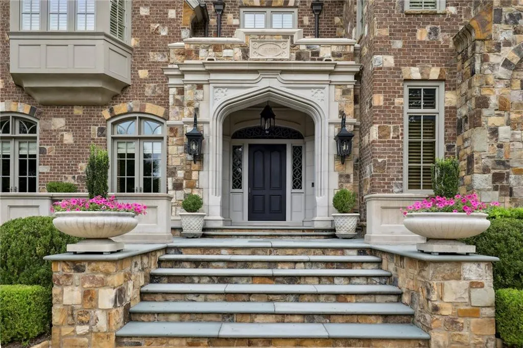 600 Old Cobblestone Drive, Sandy Springs, Georgia 30350, 8 Bedrooms Bedrooms, ,8 BathroomsBathrooms,Residential,Sold,600 Old Cobblestone Drive,7100273