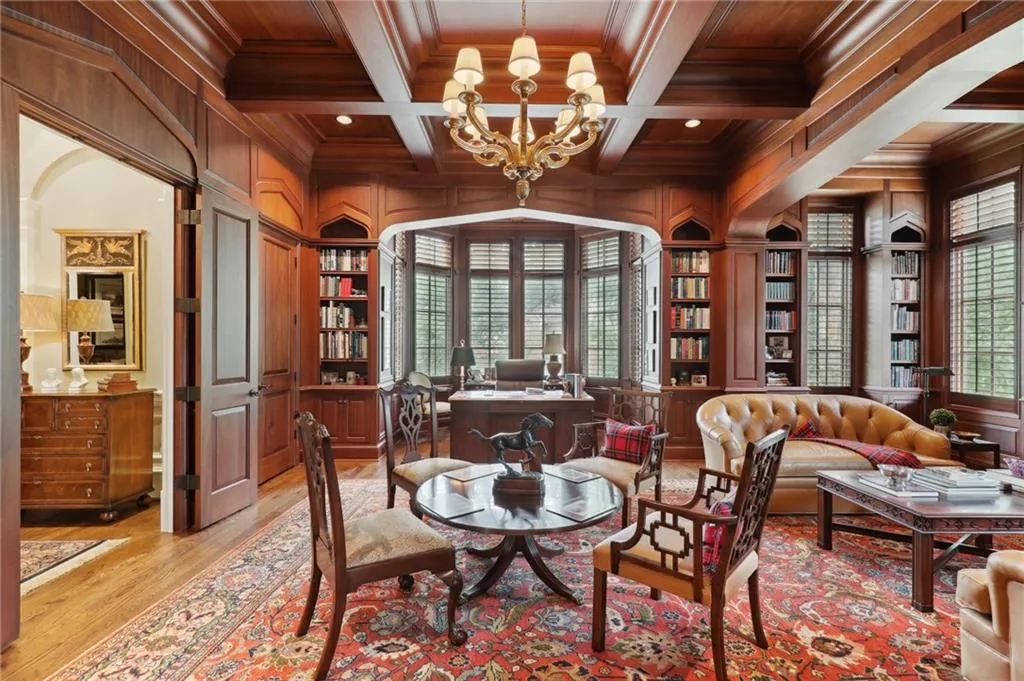 600 Old Cobblestone Drive, Sandy Springs, Georgia 30350, 8 Bedrooms Bedrooms, ,8 BathroomsBathrooms,Residential,Sold,600 Old Cobblestone Drive,7100273