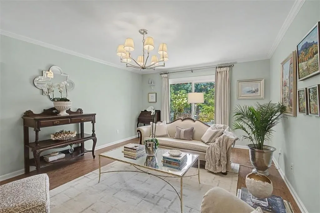 5400 Roswell Road Unit P1, Sandy Springs, Georgia 30342, 2 Bedrooms Bedrooms, 0 ,1 BathroomBathrooms,Residential,For Sale,5400 Roswell Road Unit P1,7822843