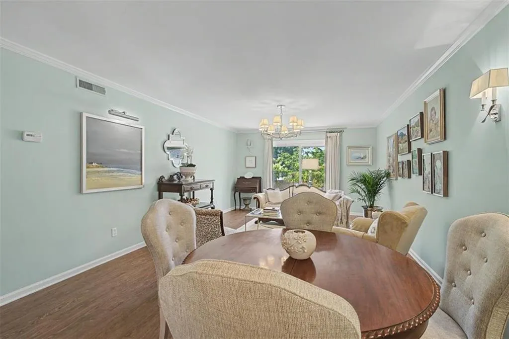 5400 Roswell Road Unit P1, Sandy Springs, Georgia 30342, 2 Bedrooms Bedrooms, 0 ,1 BathroomBathrooms,Residential,For Sale,5400 Roswell Road Unit P1,7822843