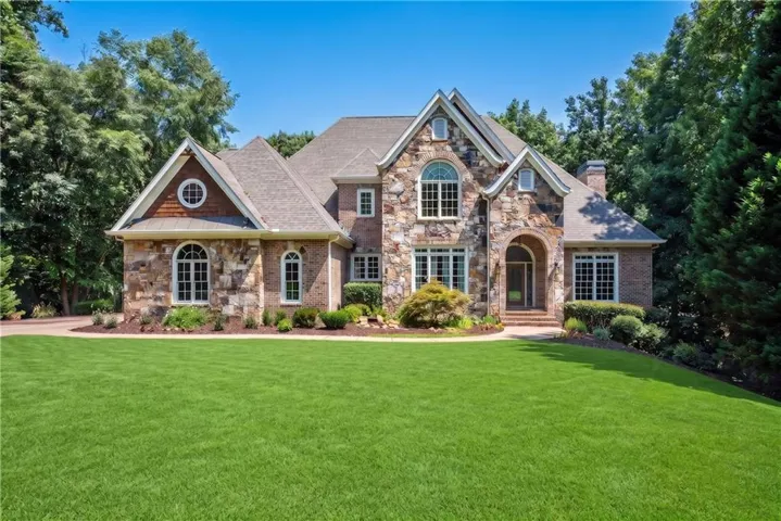 2140 Tee Drive, Braselton, Georgia 30517