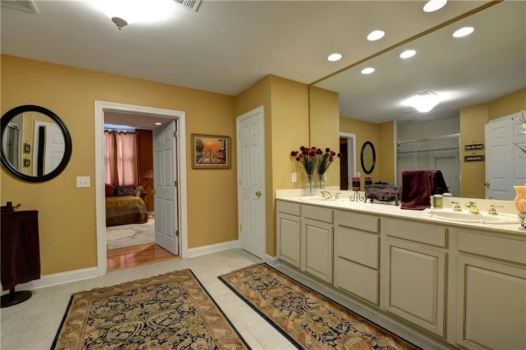 4415 Highgrove Pointe, Sandy Springs, Georgia 30319, 4 Bedrooms Bedrooms, ,4 BathroomsBathrooms,Residential,Sold,4415 Highgrove Pointe,5568541