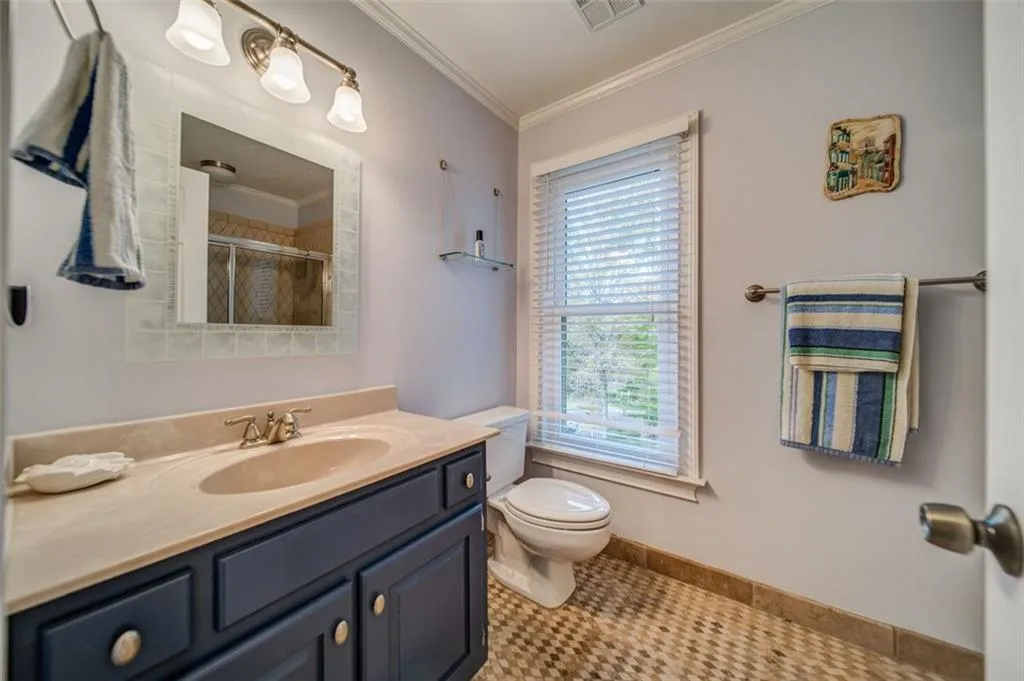 7155 Roswell Road Unit 14, Sandy Springs, Georgia 30328, 2 Bedrooms Bedrooms, ,2 BathroomsBathrooms,Residential,Sold,7155 Roswell Road Unit 14,7136783