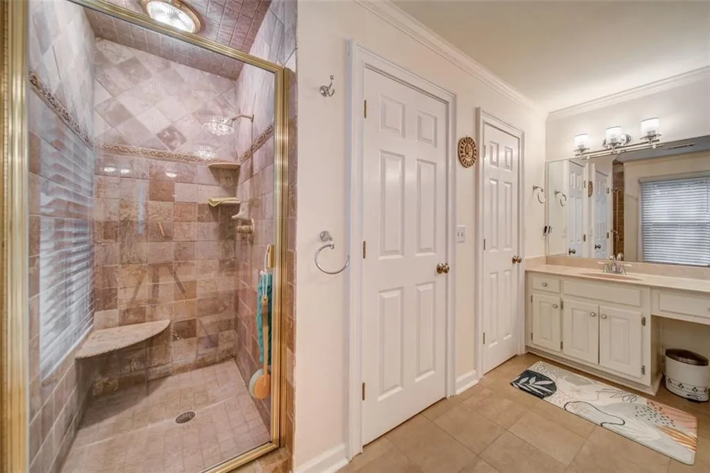 7155 Roswell Road Unit 14, Sandy Springs, Georgia 30328, 2 Bedrooms Bedrooms, ,2 BathroomsBathrooms,Residential,Sold,7155 Roswell Road Unit 14,7136783