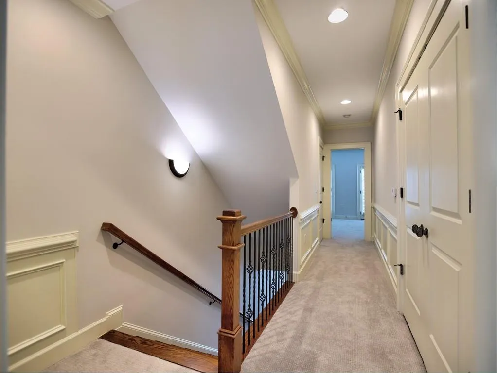 617 Riverlawn Court, Atlanta, Georgia 30339, 4 Bedrooms Bedrooms, ,4 BathroomsBathrooms,Residential,Sold,617 Riverlawn Court,6074276