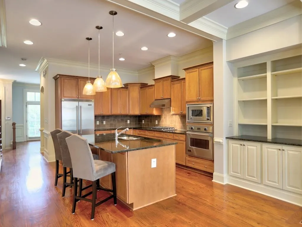 617 Riverlawn Court, Atlanta, Georgia 30339, 4 Bedrooms Bedrooms, ,4 BathroomsBathrooms,Residential,Sold,617 Riverlawn Court,6074276