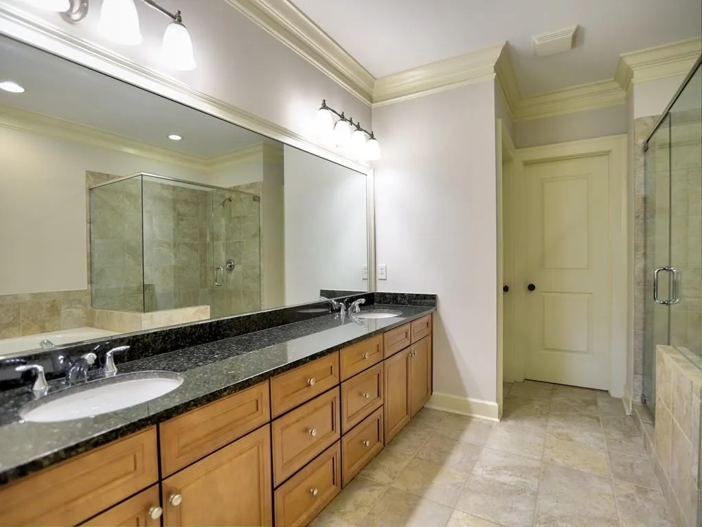 617 Riverlawn Court, Atlanta, Georgia 30339, 4 Bedrooms Bedrooms, ,4 BathroomsBathrooms,Residential,Sold,617 Riverlawn Court,6074276