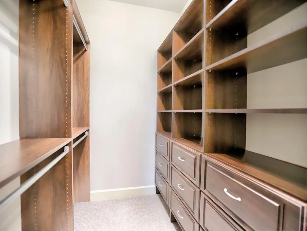 617 Riverlawn Court, Atlanta, Georgia 30339, 4 Bedrooms Bedrooms, ,4 BathroomsBathrooms,Residential,Sold,617 Riverlawn Court,6074276