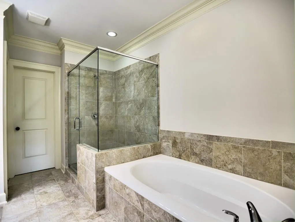 617 Riverlawn Court, Atlanta, Georgia 30339, 4 Bedrooms Bedrooms, ,4 BathroomsBathrooms,Residential,Sold,617 Riverlawn Court,6074276