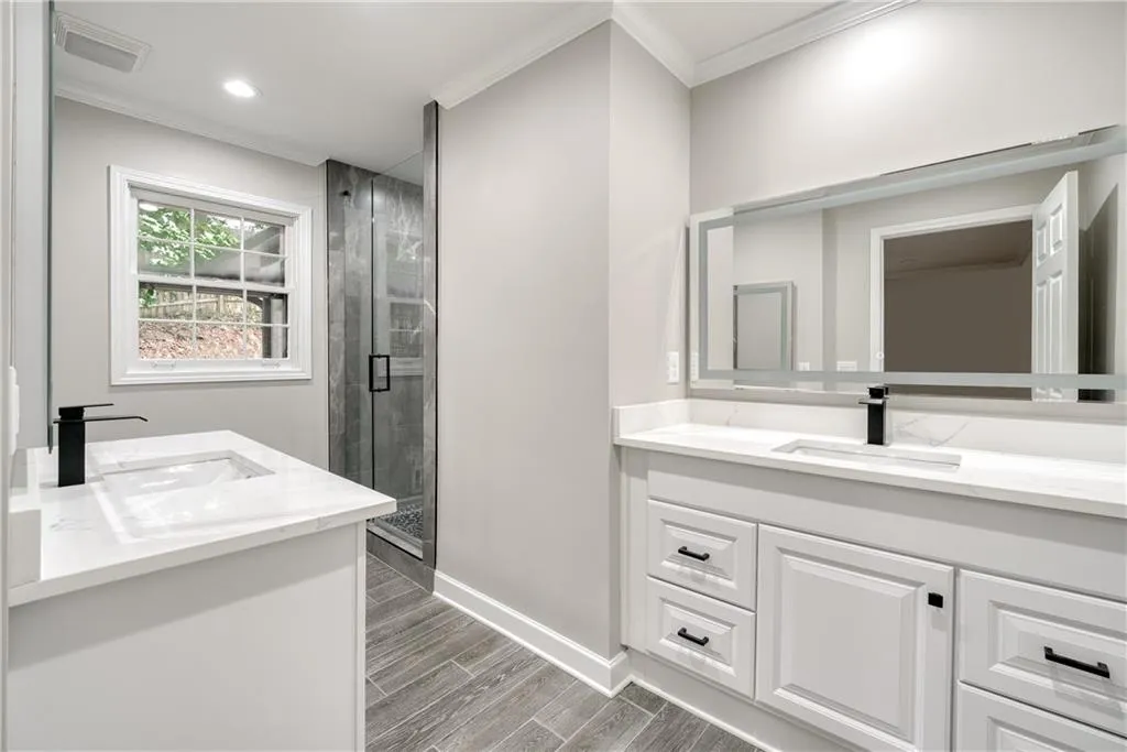 315 Amberidge Trail, Sandy Springs, Georgia 30328, 4 Bedrooms Bedrooms, ,3 BathroomsBathrooms,Residential,Sold,315 Amberidge Trail,6942206