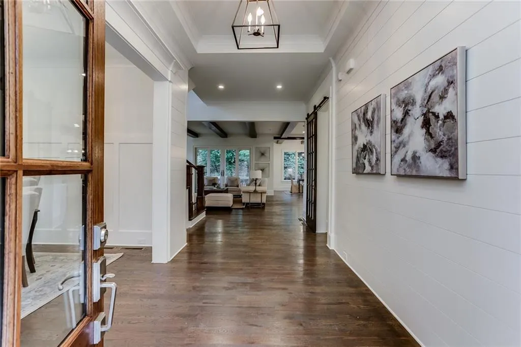 2250 Fairway Circle Ne, Brookhaven, Georgia 30319, 5 Bedrooms Bedrooms, ,5 BathroomsBathrooms,Residential,Sold,2250 Fairway Circle Ne,6101249