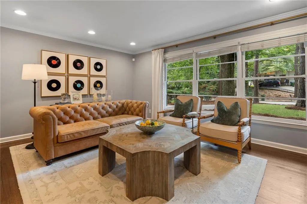 2086 Lenox Road Ne, Atlanta, Georgia 30324, 3 Bedrooms Bedrooms, ,2 BathroomsBathrooms,Residential,For Sale,2086 Lenox Road Ne,7646234