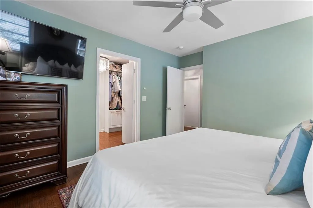 2086 Lenox Road Ne, Atlanta, Georgia 30324, 3 Bedrooms Bedrooms, ,2 BathroomsBathrooms,Residential,For Sale,2086 Lenox Road Ne,7646234