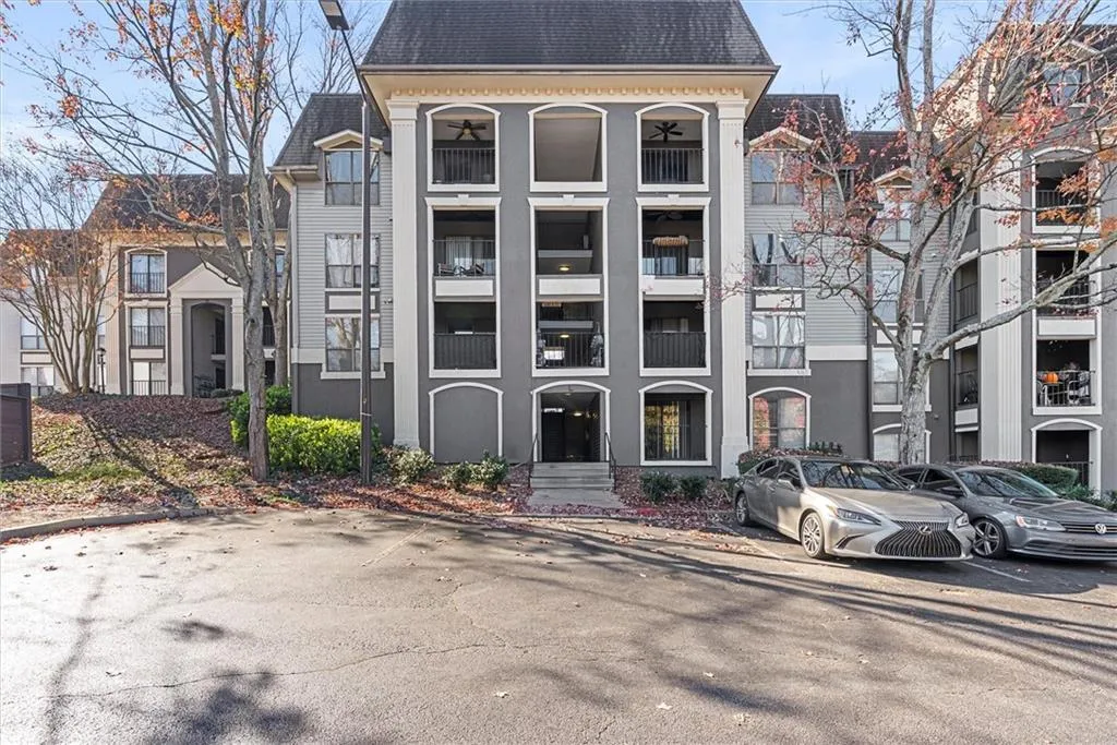 2657 Lenox Road Ne Unit L 163, Atlanta, Georgia 30324, 1 Bedroom Bedrooms, 0 ,1 BathroomBathrooms,Residential,For Sale,2657 Lenox Road Ne Unit L 163,7681085