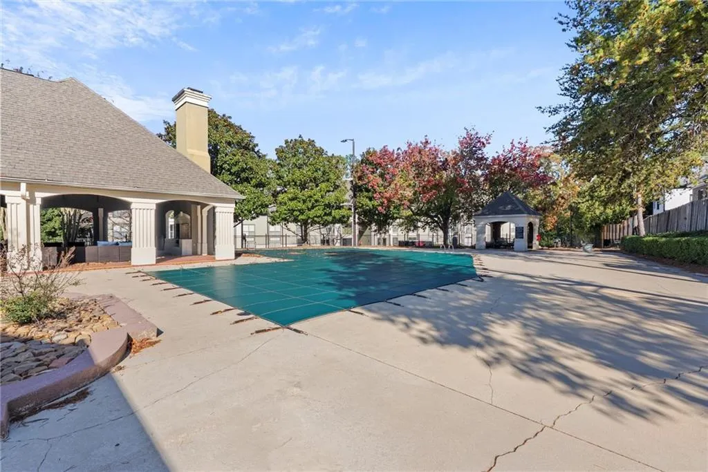 2657 Lenox Road Ne Unit L 163, Atlanta, Georgia 30324, 1 Bedroom Bedrooms, 0 ,1 BathroomBathrooms,Residential,For Sale,2657 Lenox Road Ne Unit L 163,7681085