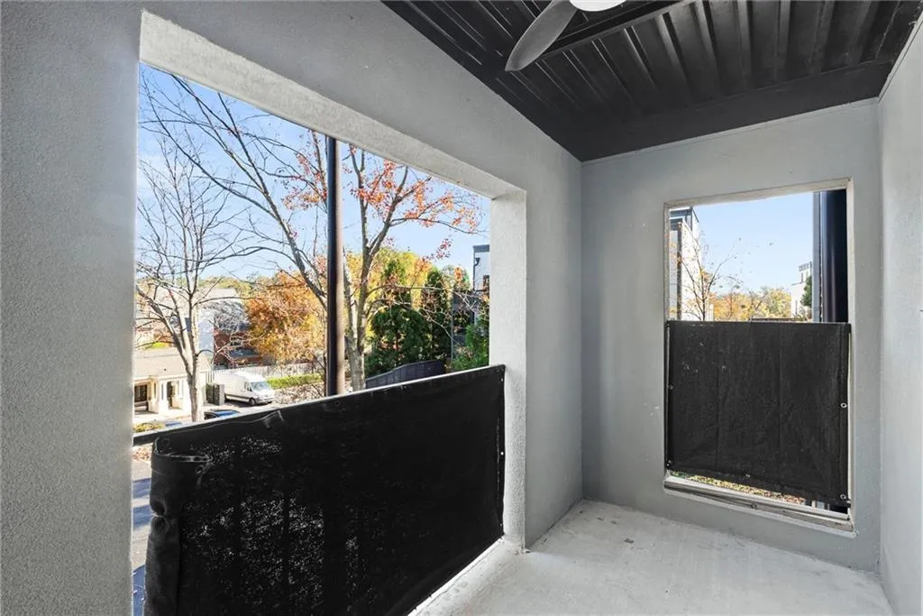 2657 Lenox Road Ne Unit L 163, Atlanta, Georgia 30324, 1 Bedroom Bedrooms, 0 ,1 BathroomBathrooms,Residential,For Sale,2657 Lenox Road Ne Unit L 163,7681085