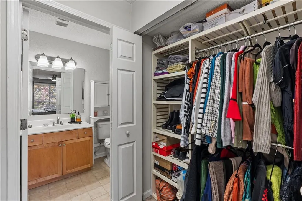 2657 Lenox Road Ne Unit L 163, Atlanta, Georgia 30324, 1 Bedroom Bedrooms, 0 ,1 BathroomBathrooms,Residential,For Sale,2657 Lenox Road Ne Unit L 163,7681085