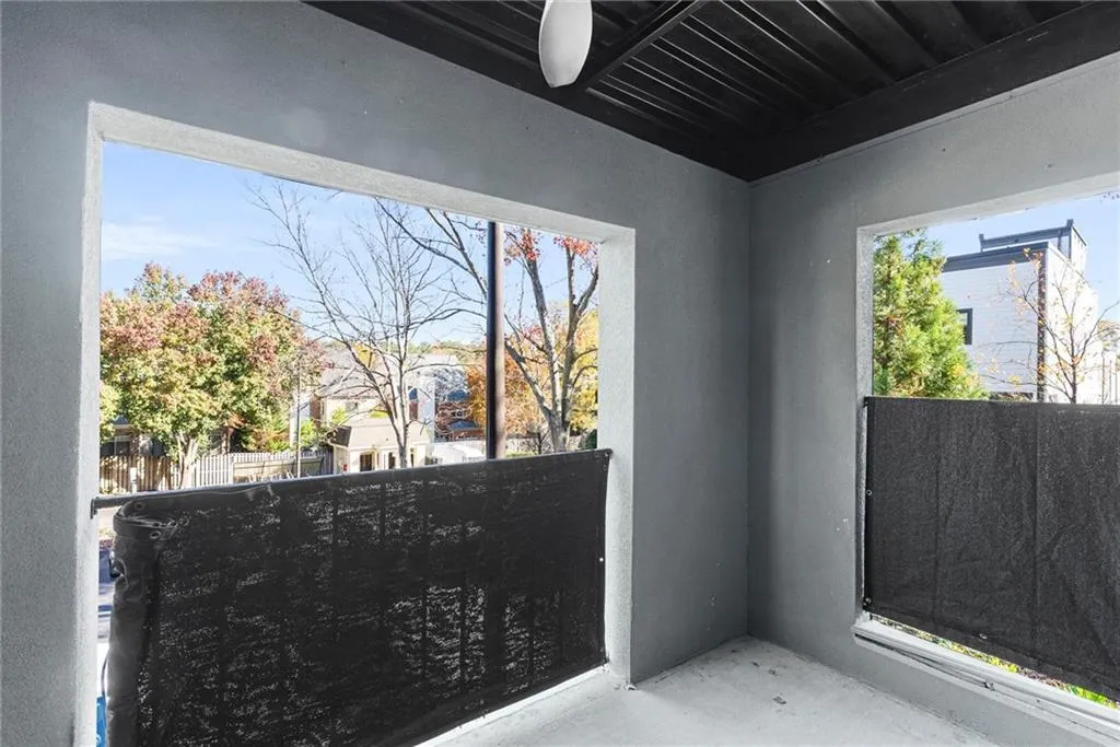 2657 Lenox Road Ne Unit L 163, Atlanta, Georgia 30324, 1 Bedroom Bedrooms, 0 ,1 BathroomBathrooms,Residential,For Sale,2657 Lenox Road Ne Unit L 163,7681085