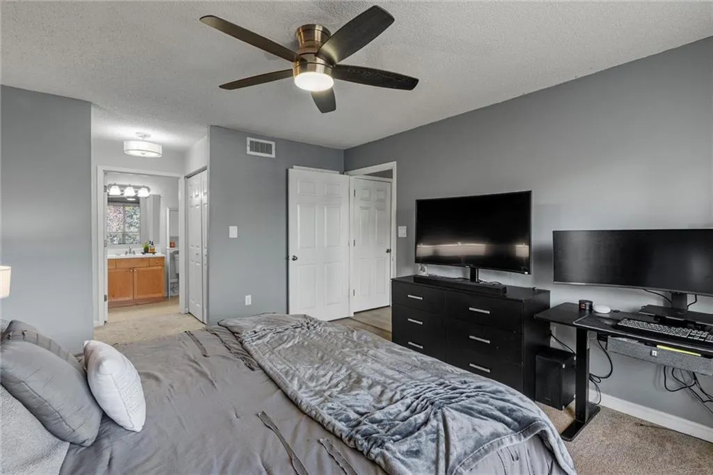 2657 Lenox Road Ne Unit L 163, Atlanta, Georgia 30324, 1 Bedroom Bedrooms, 0 ,1 BathroomBathrooms,Residential,For Sale,2657 Lenox Road Ne Unit L 163,7681085