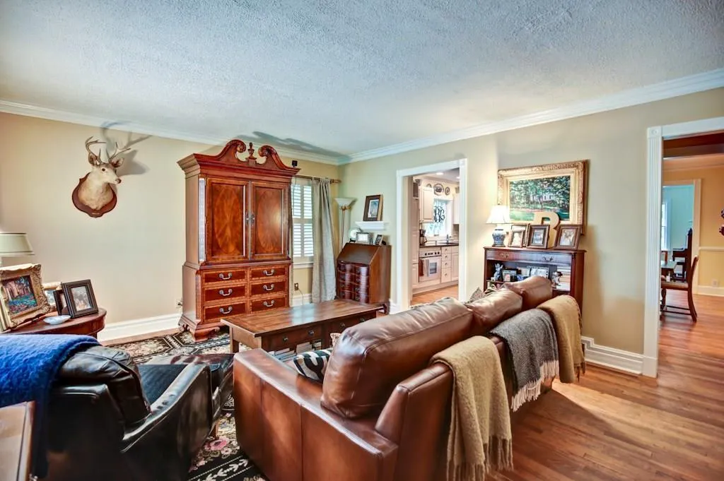 2049 Cottage Lane Nw, Atlanta, Georgia 30318, 2 Bedrooms Bedrooms, ,1 BathroomBathrooms,Residential,Sold,2049 Cottage Lane Nw,5726789