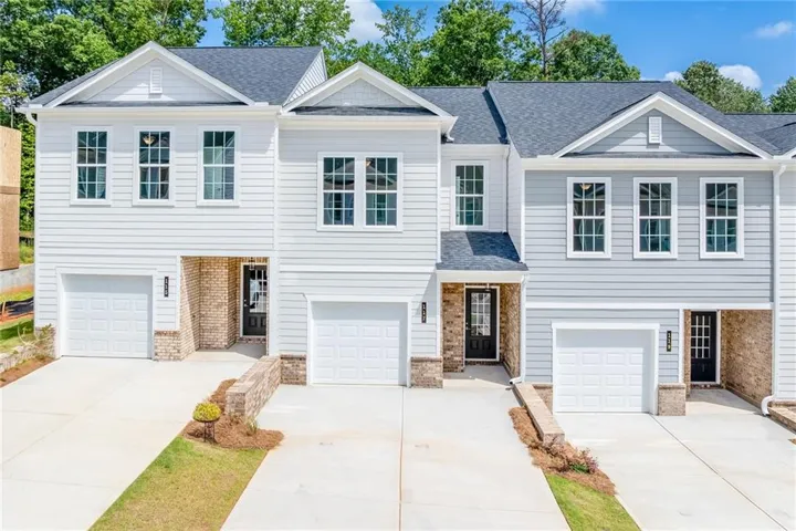 Easy Townhome Living!