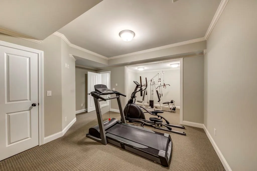 5071 Greenpine Drive, Atlanta, Georgia 30342, 6 Bedrooms Bedrooms, ,6 BathroomsBathrooms,Residential,Sold,5071 Greenpine Drive,7034333