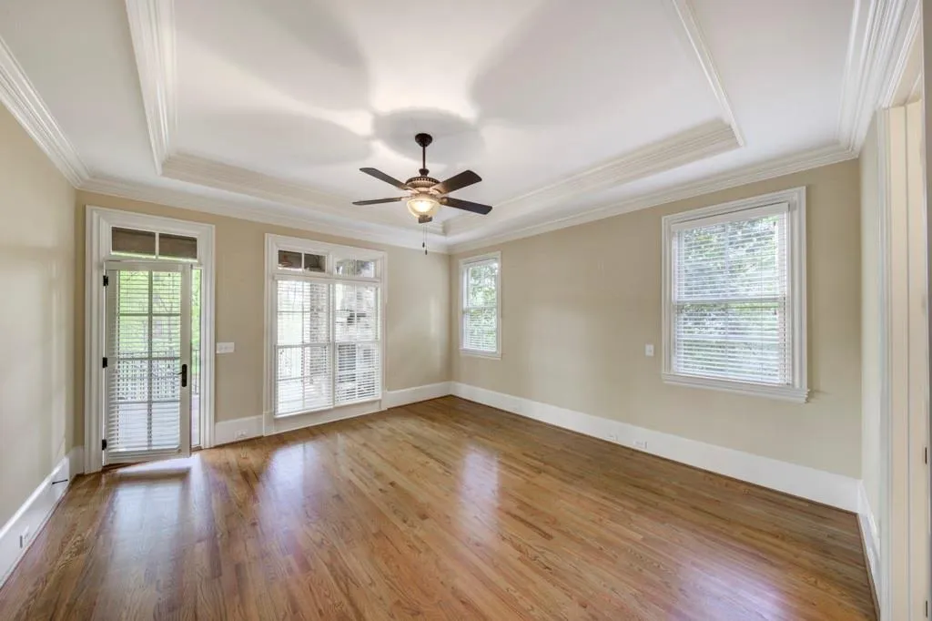 5071 Greenpine Drive, Atlanta, Georgia 30342, 6 Bedrooms Bedrooms, ,6 BathroomsBathrooms,Residential,Sold,5071 Greenpine Drive,7034333