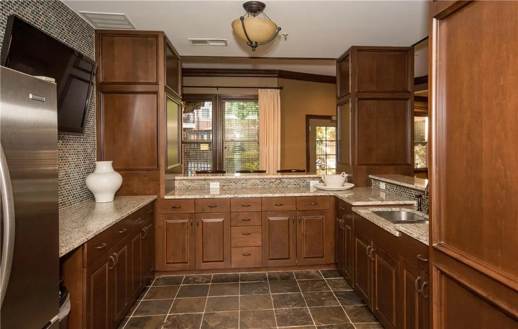 901 Abernathy Road Unit 6170, Atlanta, Georgia 30328, 2 Bedrooms Bedrooms, ,2 BathroomsBathrooms,Residential,Sold,901 Abernathy Road Unit 6170,5935351