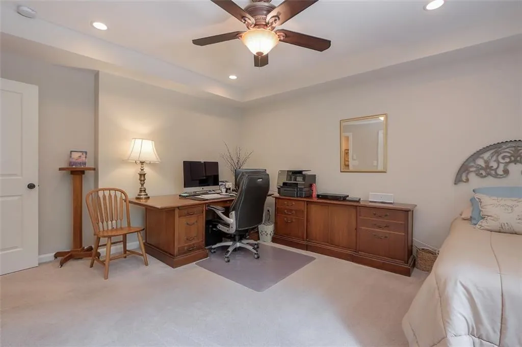 420 Overview Drive, Sandy Springs, Georgia 30327, 4 Bedrooms Bedrooms, ,3 BathroomsBathrooms,Residential,Sold,420 Overview Drive,6729190