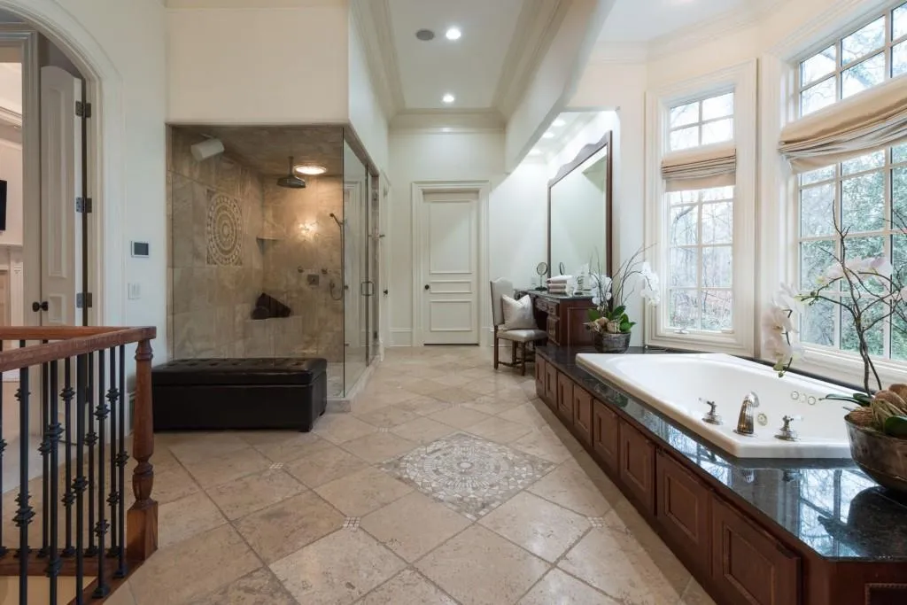 5220 Northside Drive Nw, Atlanta, Georgia 30327, 7 Bedrooms Bedrooms, ,8 BathroomsBathrooms,Residential,Sold,5220 Northside Drive Nw,5811823