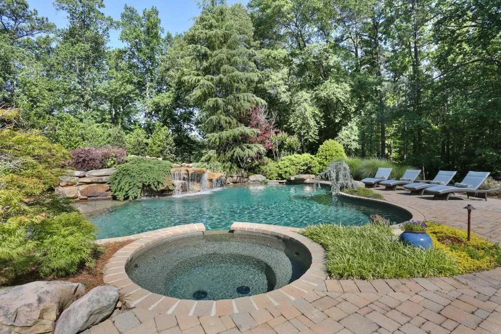 5220 Northside Drive Nw, Atlanta, Georgia 30327, 7 Bedrooms Bedrooms, ,8 BathroomsBathrooms,Residential,Sold,5220 Northside Drive Nw,5811823