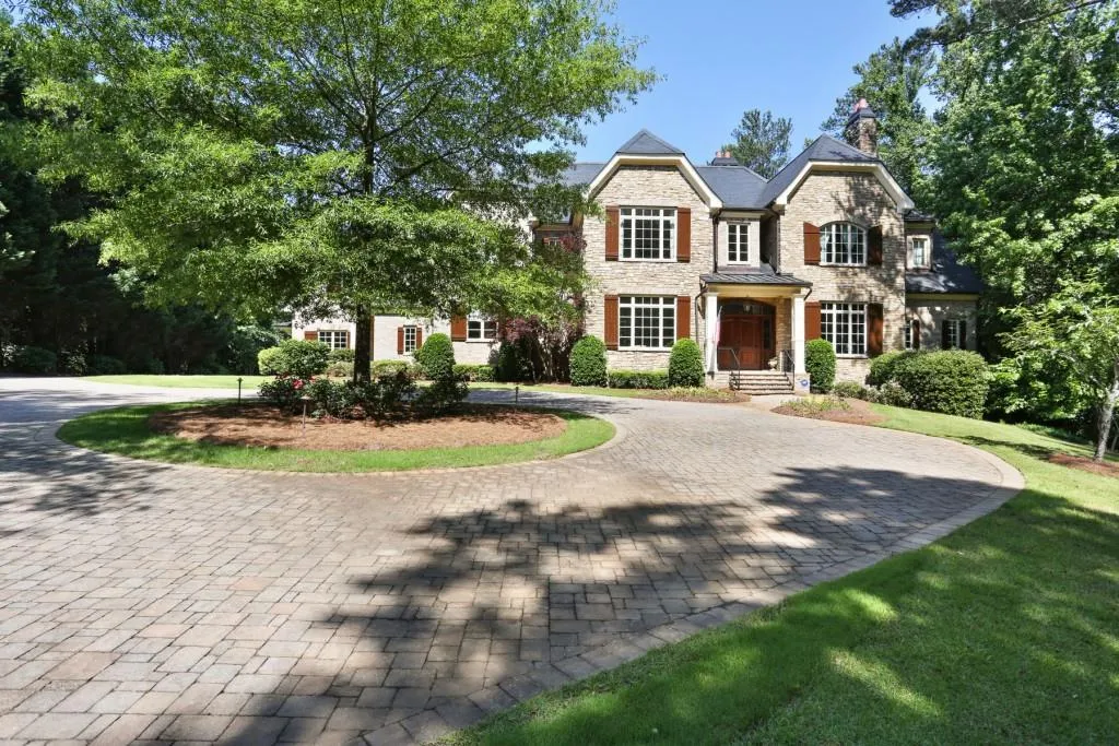 5220 Northside Drive Nw, Atlanta, Georgia 30327, 7 Bedrooms Bedrooms, ,8 BathroomsBathrooms,Residential,Sold,5220 Northside Drive Nw,5811823
