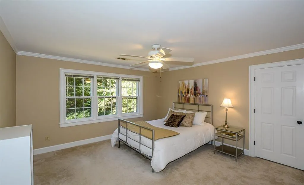 55 Wembley Lane, Sandy Springs, Georgia 30342, 5 Bedrooms Bedrooms, ,4 BathroomsBathrooms,Residential,Sold,55 Wembley Lane,5842757