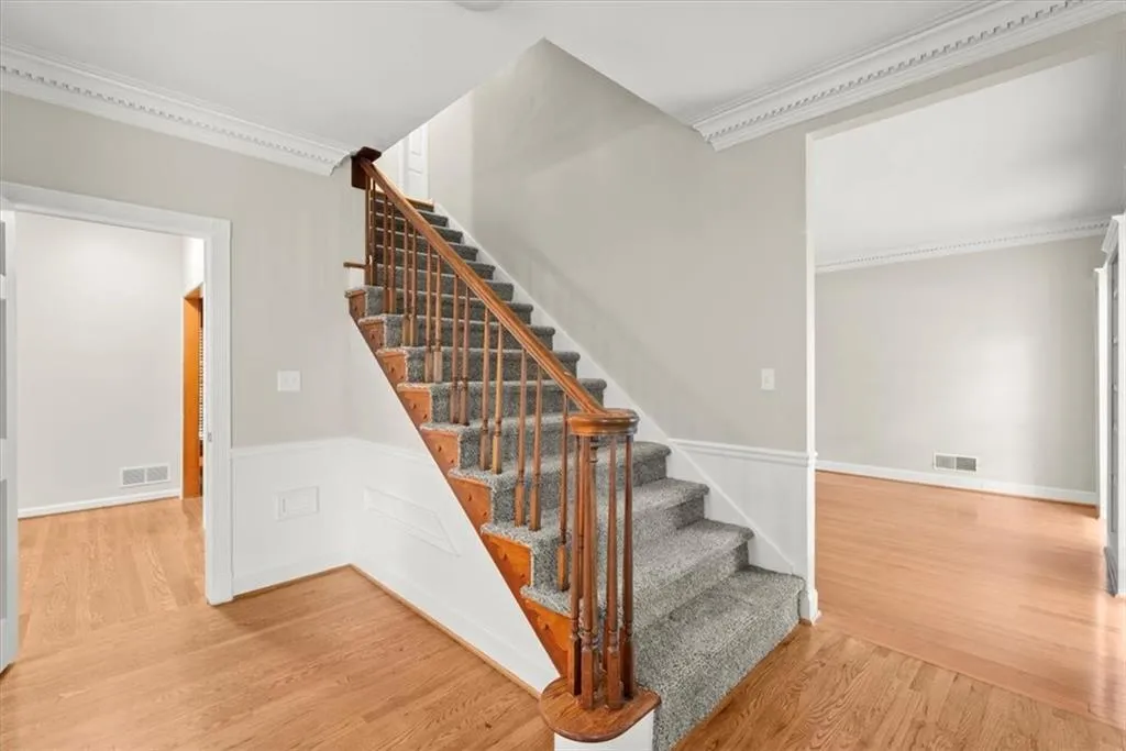 235 Mark Trail Nw, Sandy Springs, Georgia 30328, 4 Bedrooms Bedrooms, ,2 BathroomsBathrooms,Residential,Sold,235 Mark Trail Nw,7221470