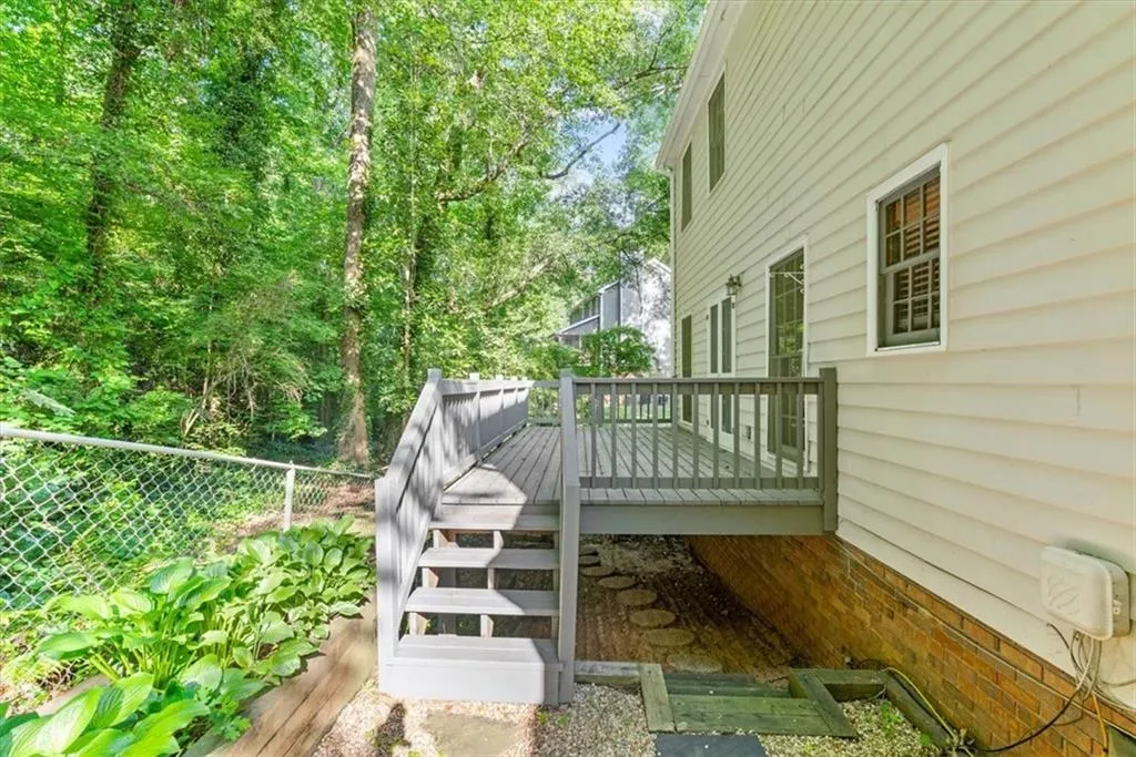 235 Mark Trail Nw, Sandy Springs, Georgia 30328, 4 Bedrooms Bedrooms, ,2 BathroomsBathrooms,Residential,Sold,235 Mark Trail Nw,7221470