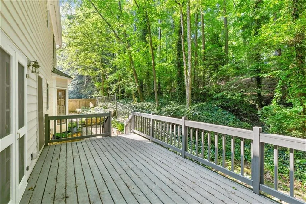 235 Mark Trail Nw, Sandy Springs, Georgia 30328, 4 Bedrooms Bedrooms, ,2 BathroomsBathrooms,Residential,Sold,235 Mark Trail Nw,7221470