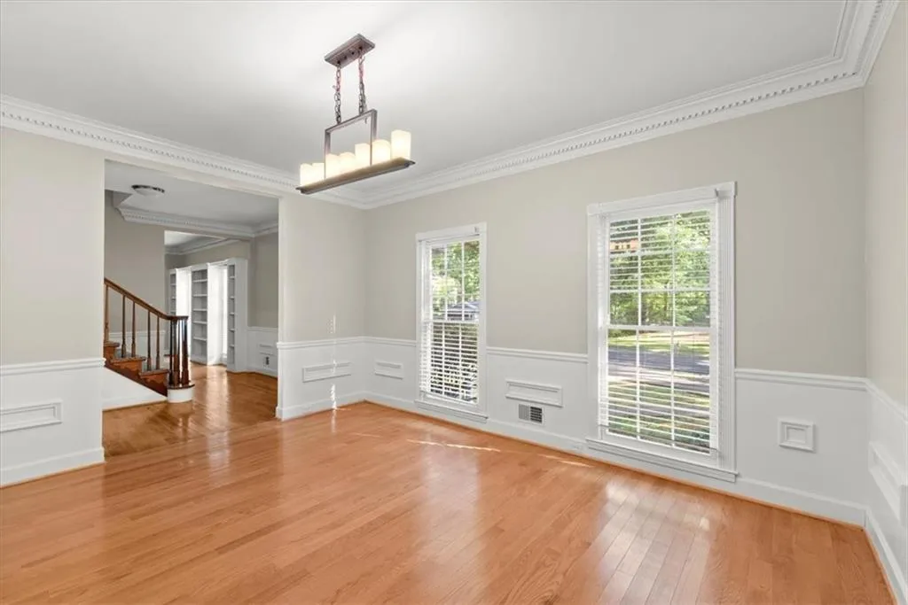 235 Mark Trail Nw, Sandy Springs, Georgia 30328, 4 Bedrooms Bedrooms, ,2 BathroomsBathrooms,Residential,Sold,235 Mark Trail Nw,7221470