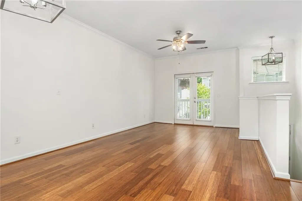 1100 Liberty Parkway Nw Unit 403, Atlanta, Georgia 30318, 3 Bedrooms Bedrooms, ,3 BathroomsBathrooms,Residential,For Sale,1100 Liberty Parkway Nw Unit 403,7630465