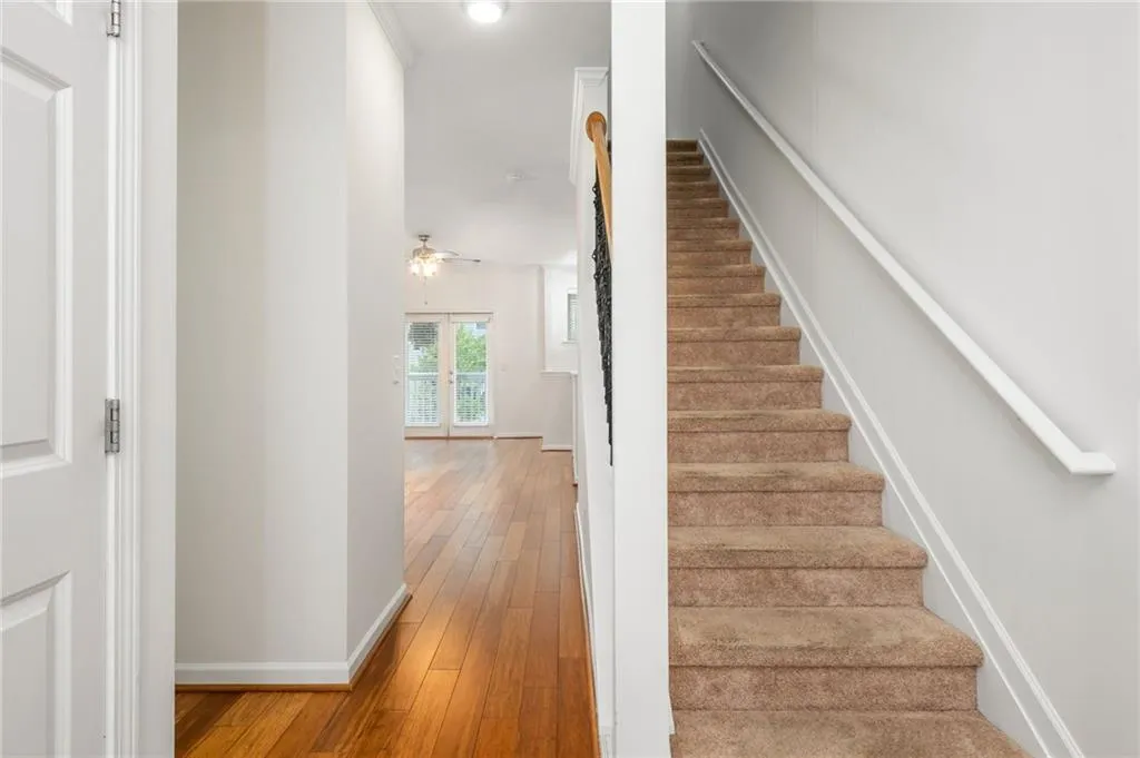 1100 Liberty Parkway Nw Unit 403, Atlanta, Georgia 30318, 3 Bedrooms Bedrooms, ,3 BathroomsBathrooms,Residential,For Sale,1100 Liberty Parkway Nw Unit 403,7630465